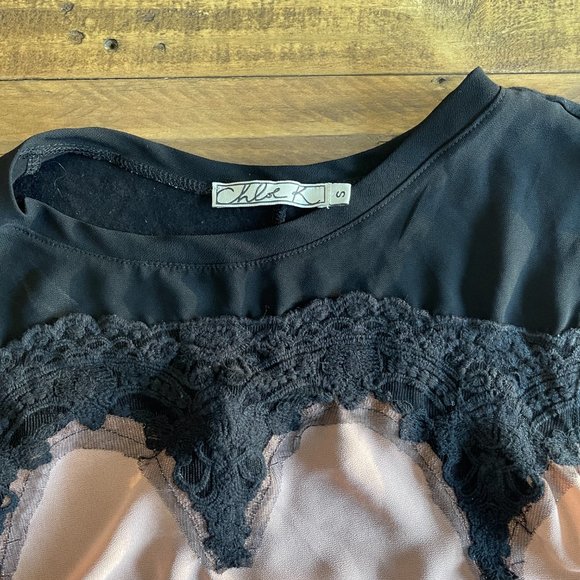 Chloe K chiffon mauve and black top size small. - Picture 2 of 7